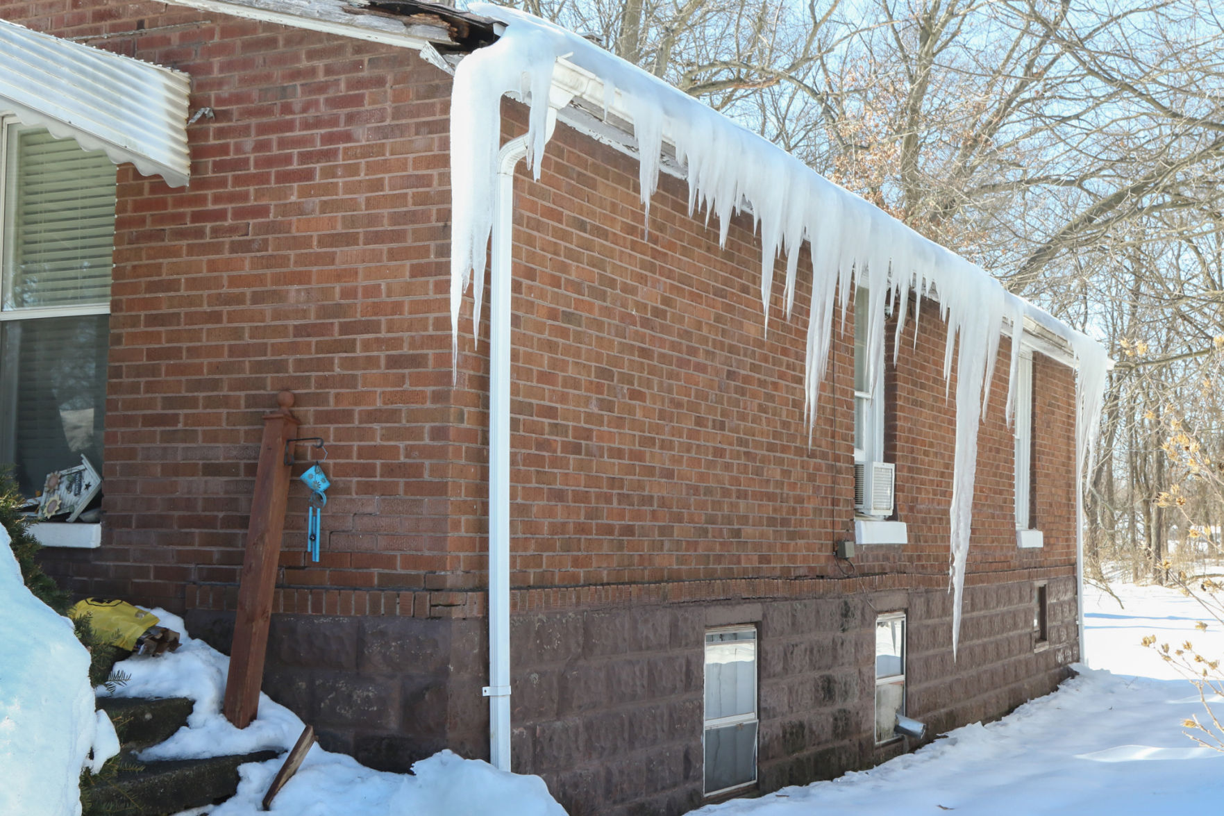 Heavy Snows Threaten Roof Problems